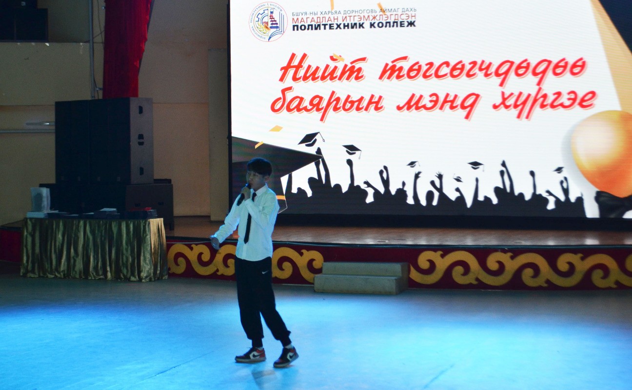 HqaBC9eTgi4bYUQ.JPG